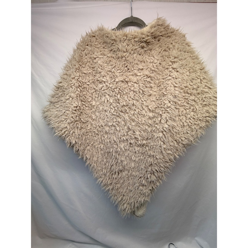 Coco + Carmen Faux Fur Poncho Beige Shaggy Sherpa Lined Pullover One Size